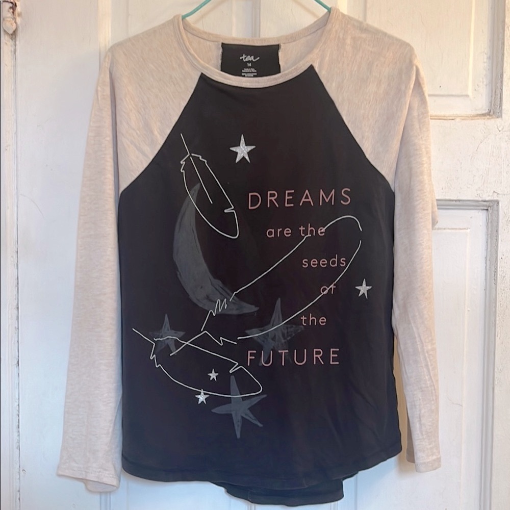 Tea Collection Kids constellation graphic jersey in size 14